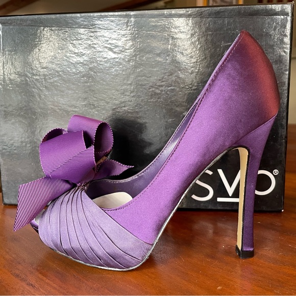 RSVP Shoes - RSVP Caitlyn Purple Satin High Heel with Bow 5M NEW IN BOX!!